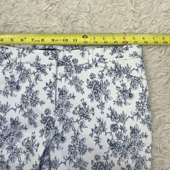 Mario Serrani Womens Pants Size 12 Blue White Floral Stretch Crop Ankle Slim Fit - Picture 12 of 12